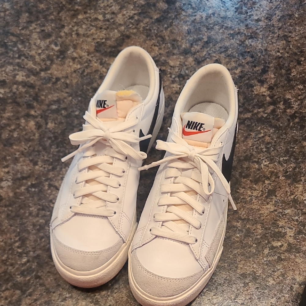 Nike Classic White and Black Sneakers